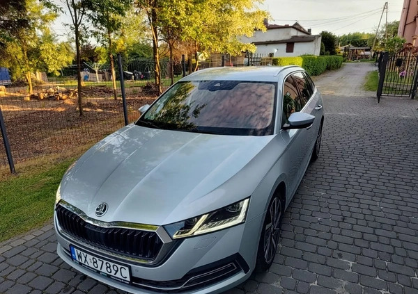 Skoda Octavia cena 96899 przebieg: 100000, rok produkcji 2021 z Golina małe 742